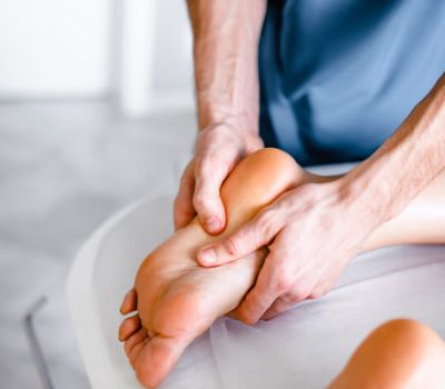 women-s-back-and-neck-massage-with-special-scrubbe-2025-06-05-19-09-32-utc (1) (1)